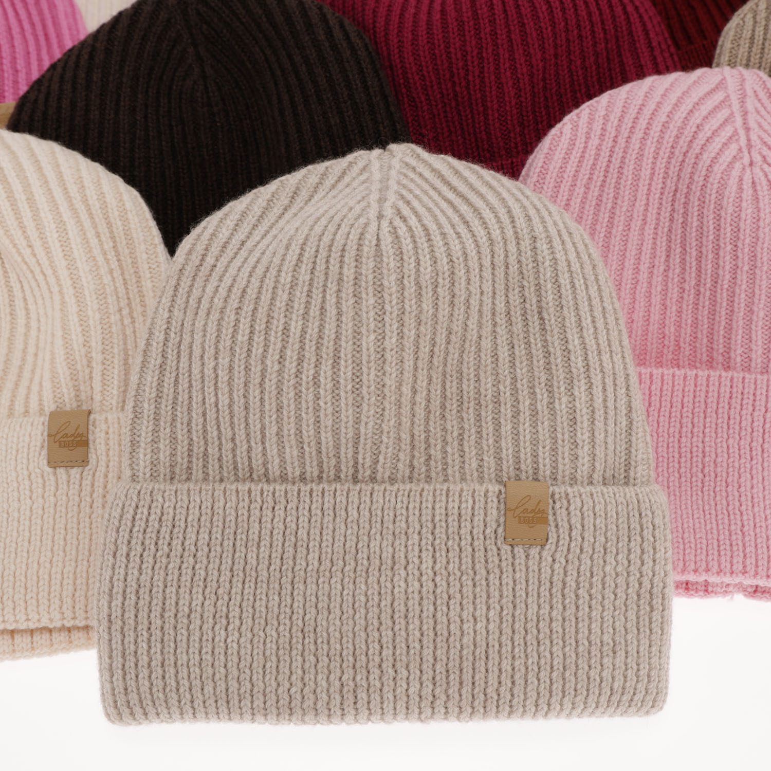 Dámská zimní čepice růžová 100% extra fine merino vlněná Isla