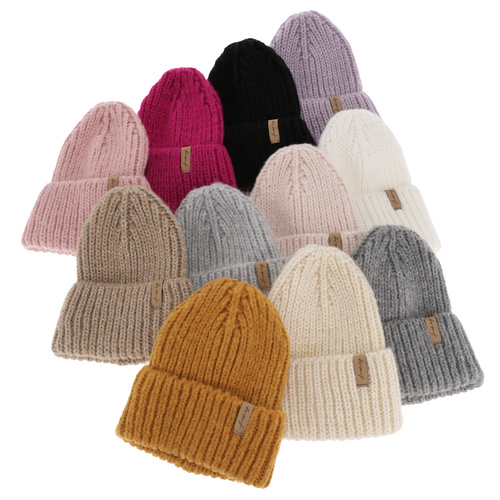 Dámska zimná čiapka krémová merino vlnená Caro