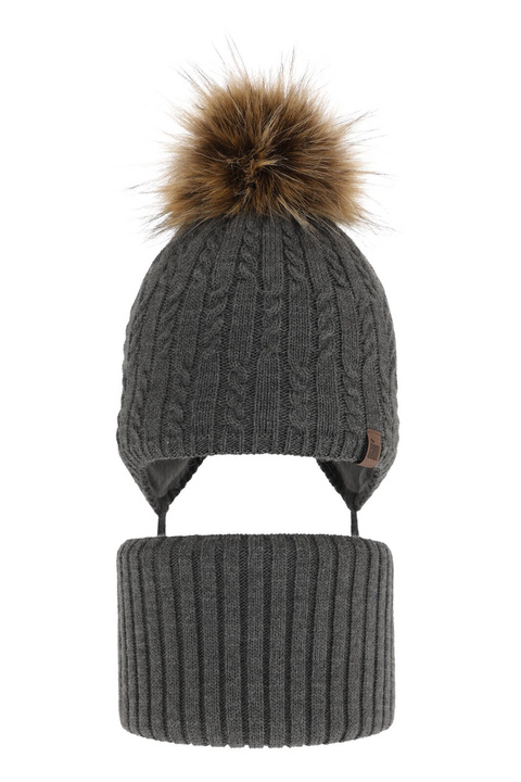 Kompletná zimná detská sada: čiapka a šál šedý s bambuľou Indigo