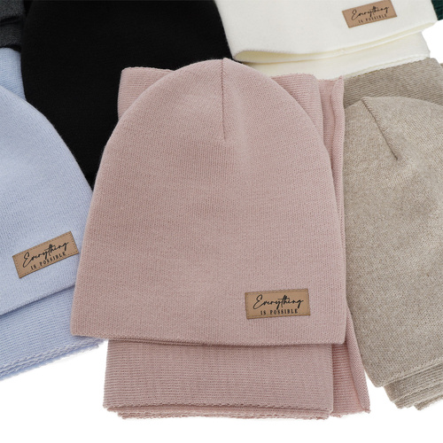 Dámska podzimní/jarní súprava: čiapka a šál sivá Zula