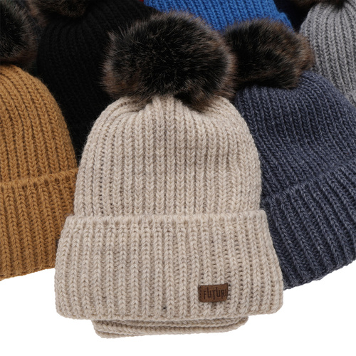 Komplet zimný chlapčenský: čiapka a tunel béžový s bambuľou Wonder