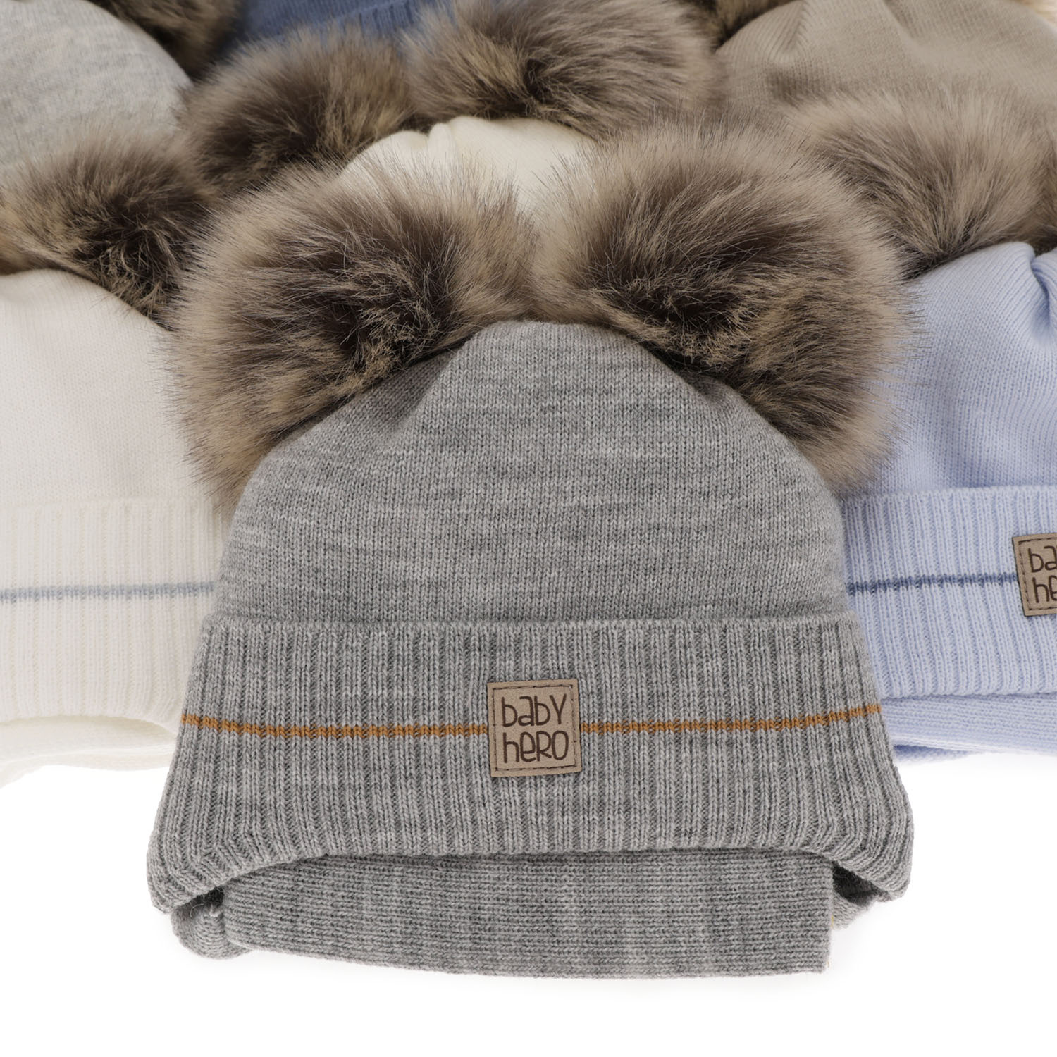 Komplet zimní chlapecký: čepice a šála šedý se dvěma bambulemi Melon