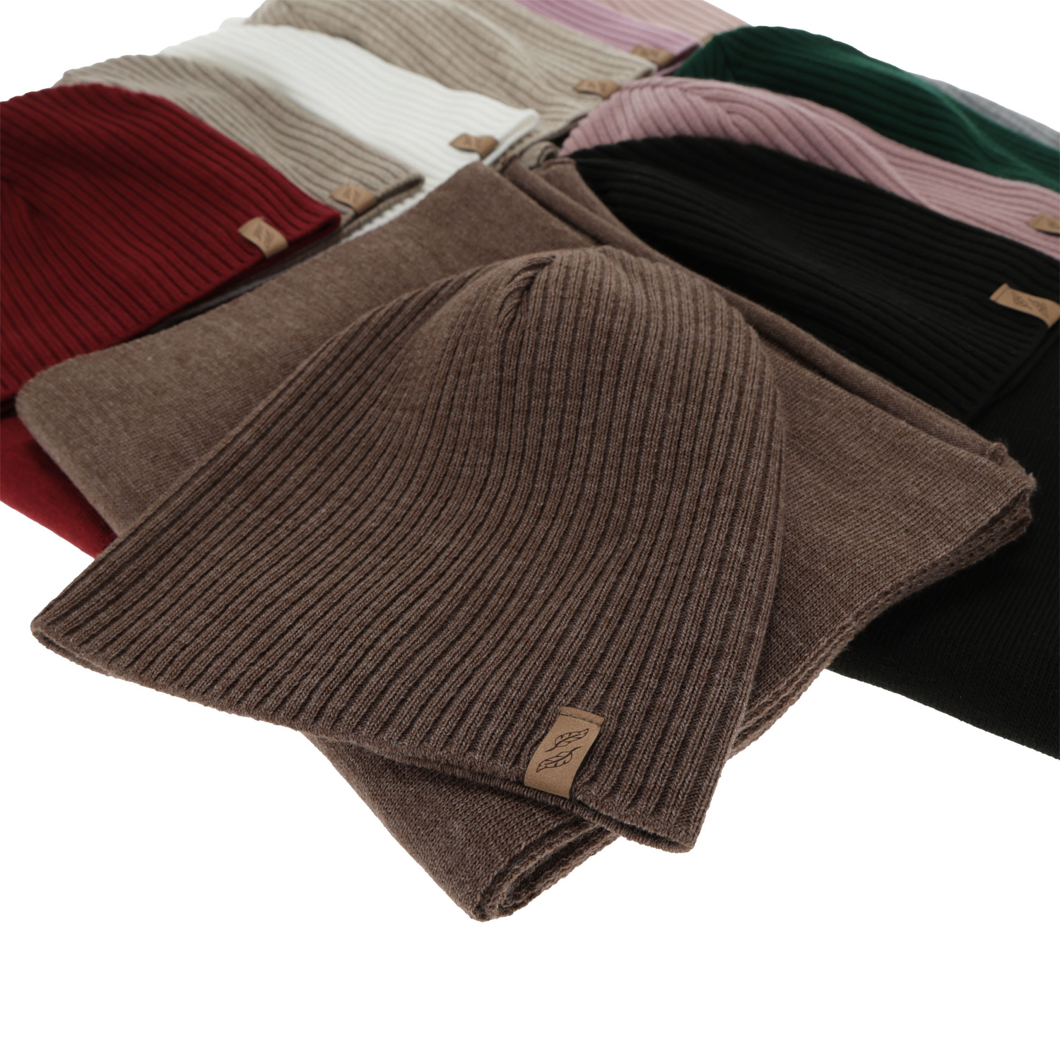 Komplet zimní dámský: čiapka a šála, tmavohnedý, Fena