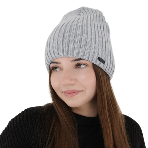 Šedá