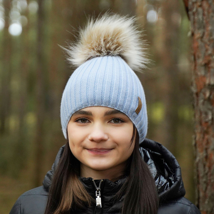 Dievčenská zimná čiapka černá s bambulou Werbena