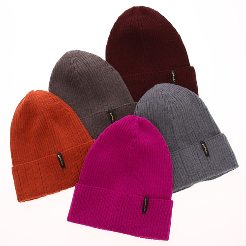 Dámská zimní čiapka, bordová, 100 % merino vlnená, Megan