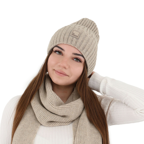 Dámská zimná čiapka, hnedá, s merino vlnou, Benedetta