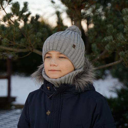 Zimná súprava pre chlapcov: čiapka a tunel sivá s bambulou Wiliam