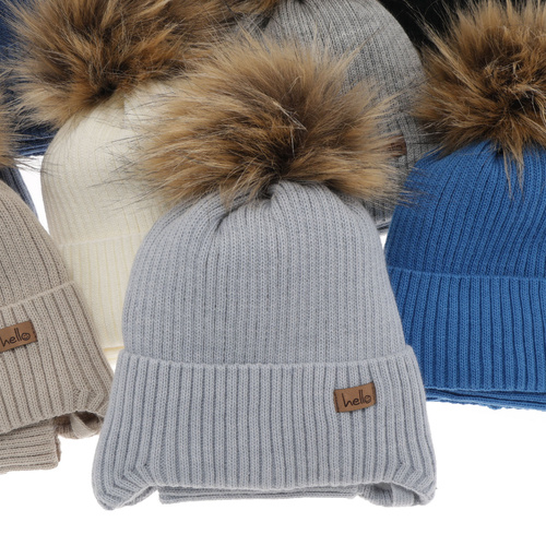 Kompletná zimná detská sada: čiapka a šál modrý s bambuľou Bergo
