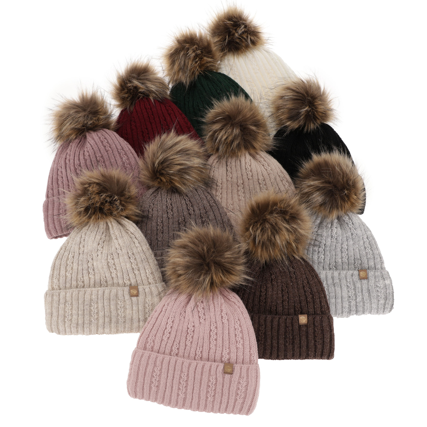 Dámska zimná čiapka černá s bambulou Savona